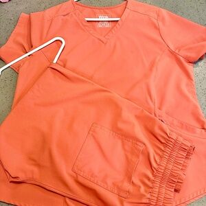 Scrub Set